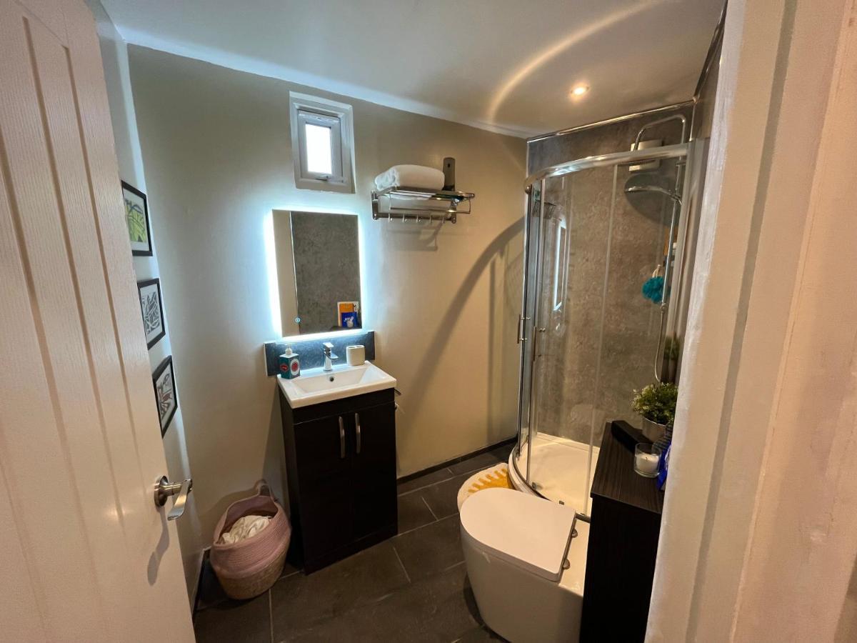 Modern, Gr Floor 1 Bed, Bathroom, Garden & Private Entry With Free Parking Cambridge Zewnętrze zdjęcie